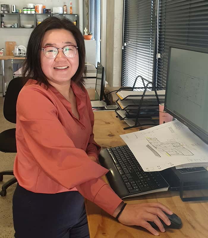 Diana Li - Contracts Administrator